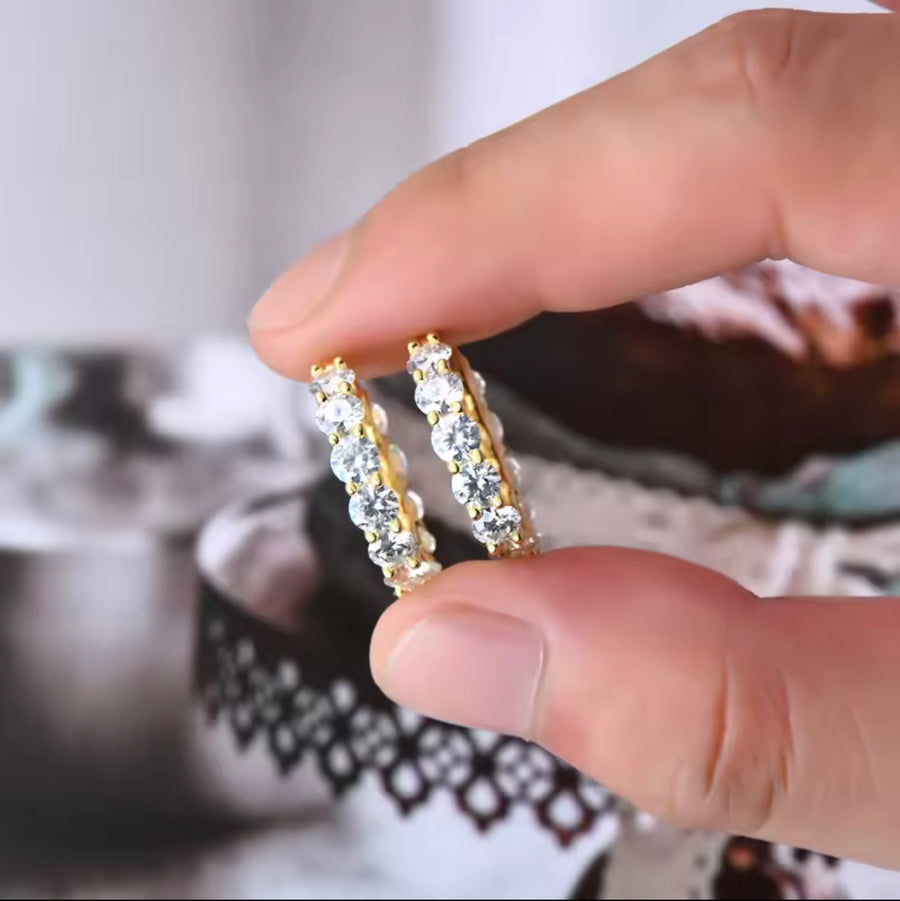 4.0mm Moissanite Huggie Hoop Earrings