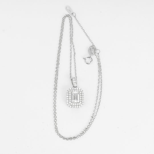Classy Cut Necklace