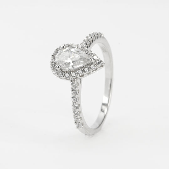 Classic Pear Ring