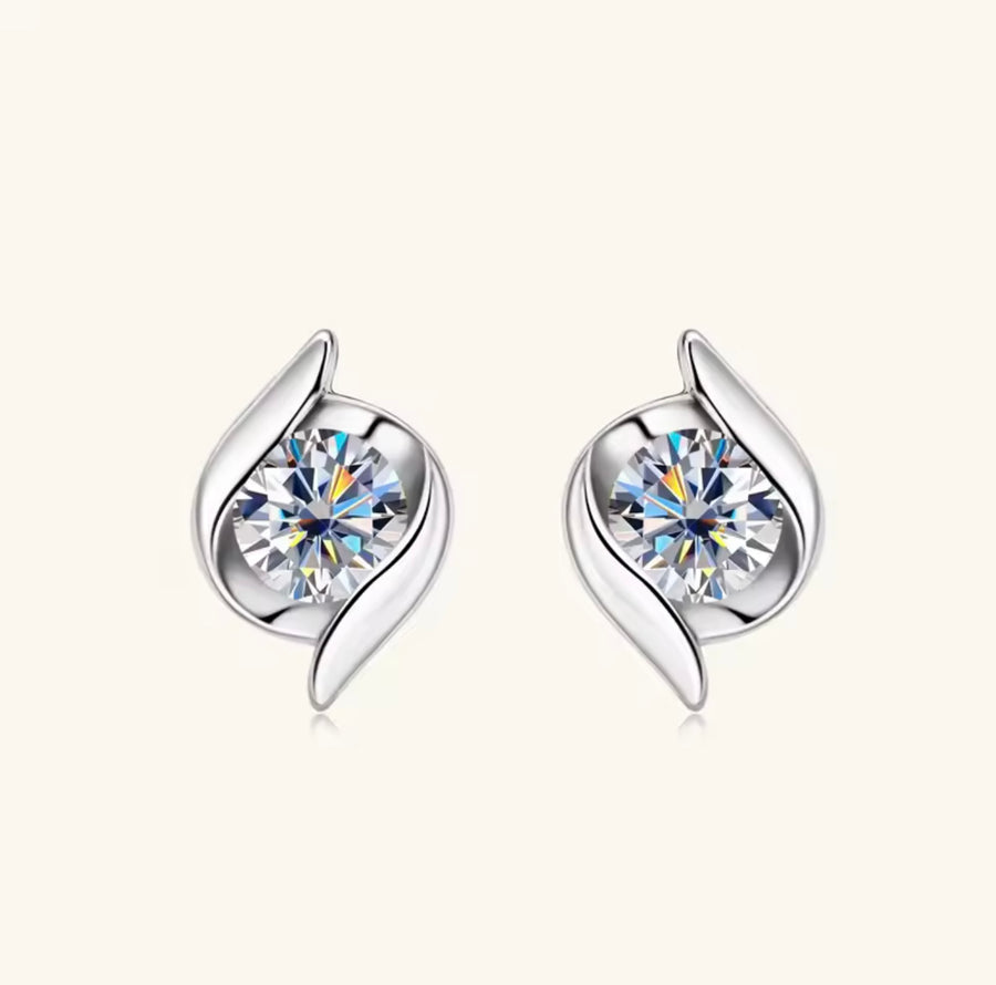 Stud Earring Modern Design