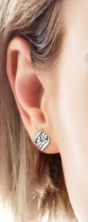 Stud Earring Modern Design