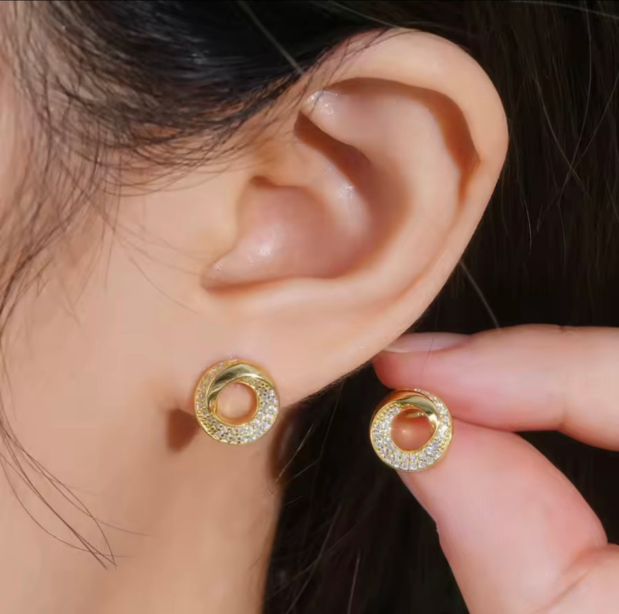 Earrings Pave Setting