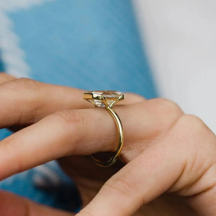 Classic Emerald Ring