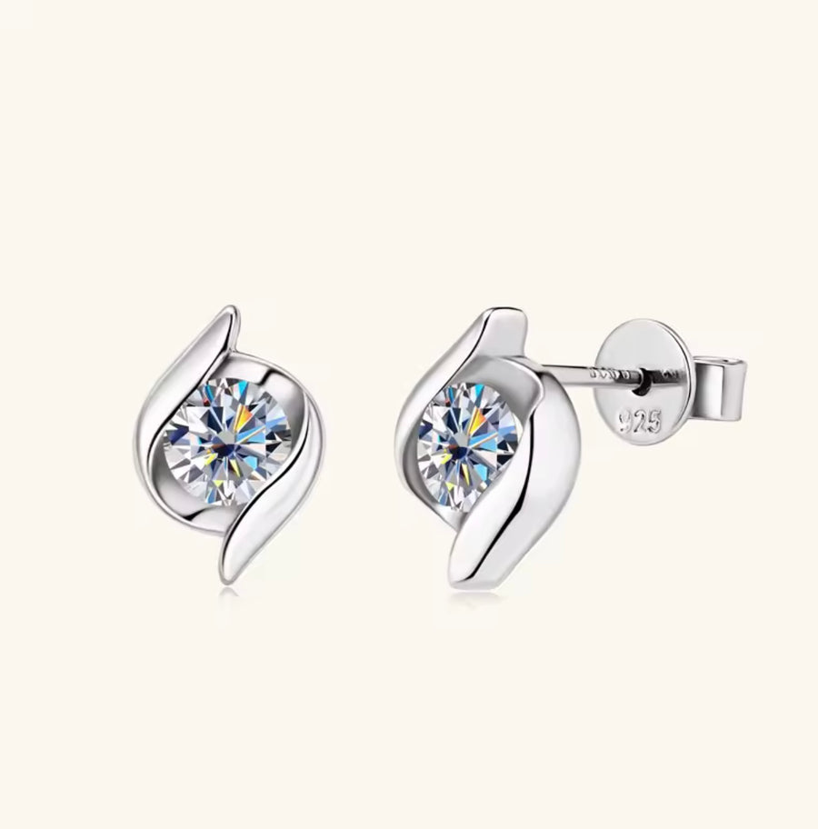 Stud Earring Modern Design