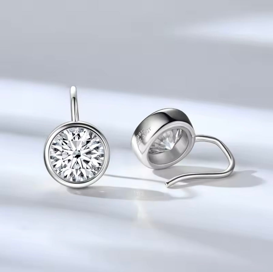 Sparkling Round Cut 8MM 2CT