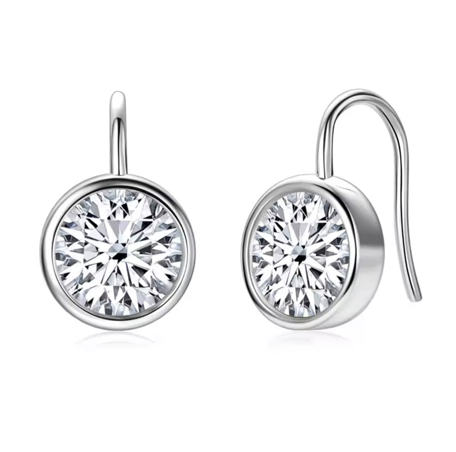 Sparkling Round Cut 8MM 2CT