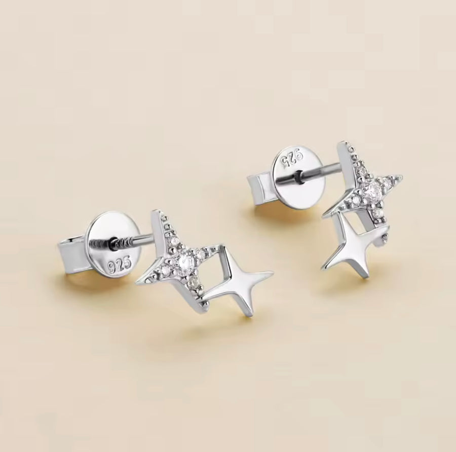 Star Earring Round Cut 2.0mm(0.03ct*2pcs)