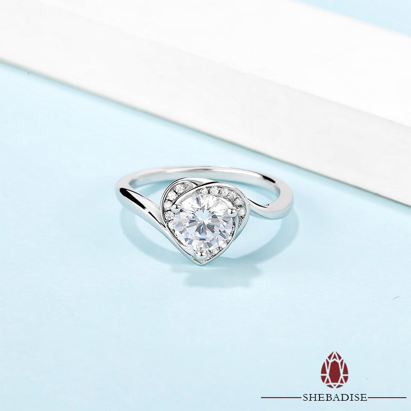 SHEBA Loving Heart Ring