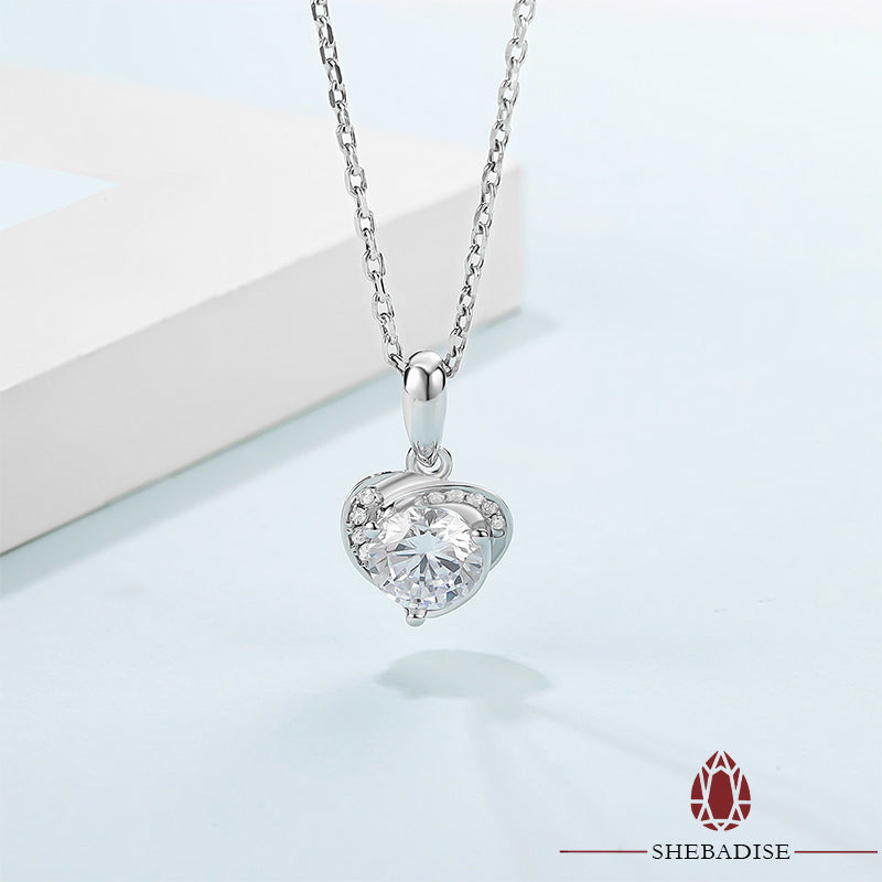 SHEBA Gentle Teardrop Necklace