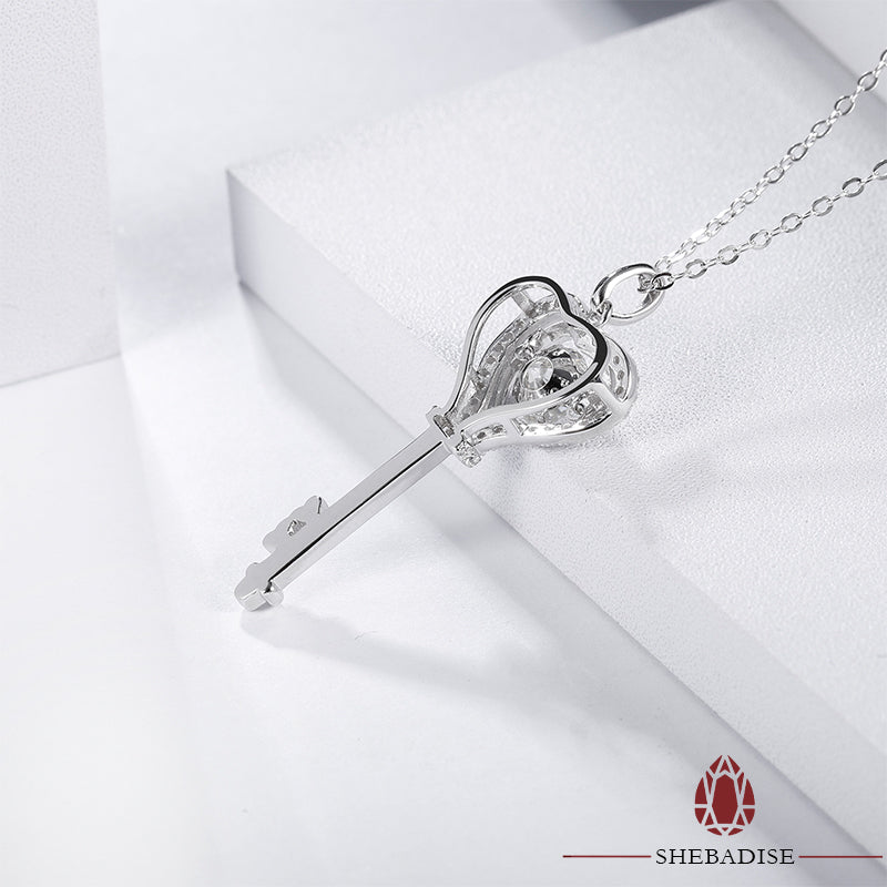 SHEBA Brilliant Key Necklace