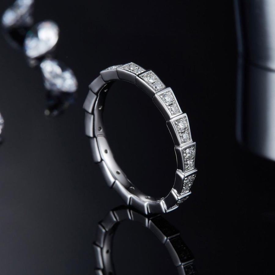 Moissanite Sharp Ring
