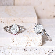 Oval Solitaire Rings